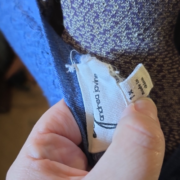 AJ andrea Javine Women's Top Size 1x - Picture 3 of 3